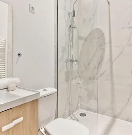 Spacieux A 5 Minutes De La Capitale Apartamento *