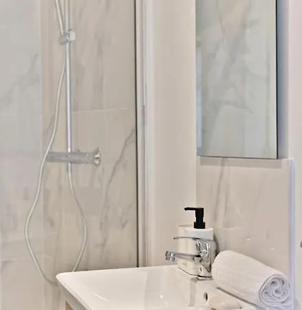 Spacieux A 5 Minutes De La Capitale Apartamento *